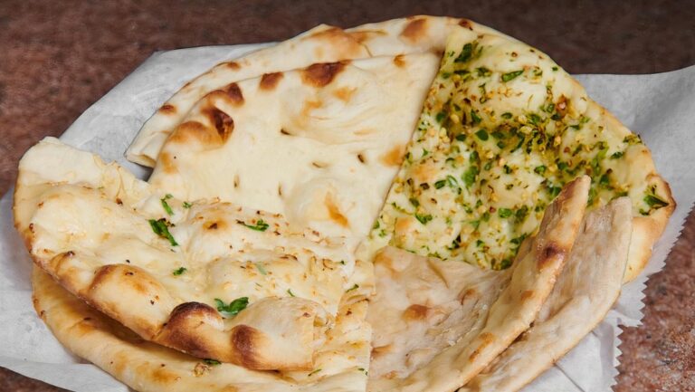 Assorted Naan